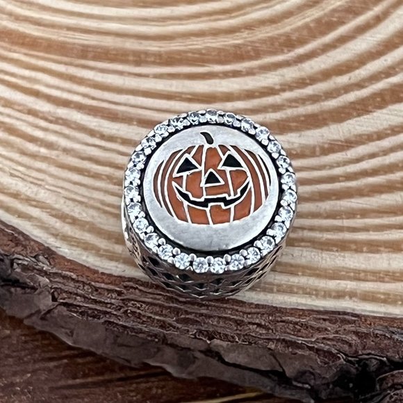 Pandora Halloween Pumpkin Jack O Lantern Silver Charm Bead - Picture 1 of 3